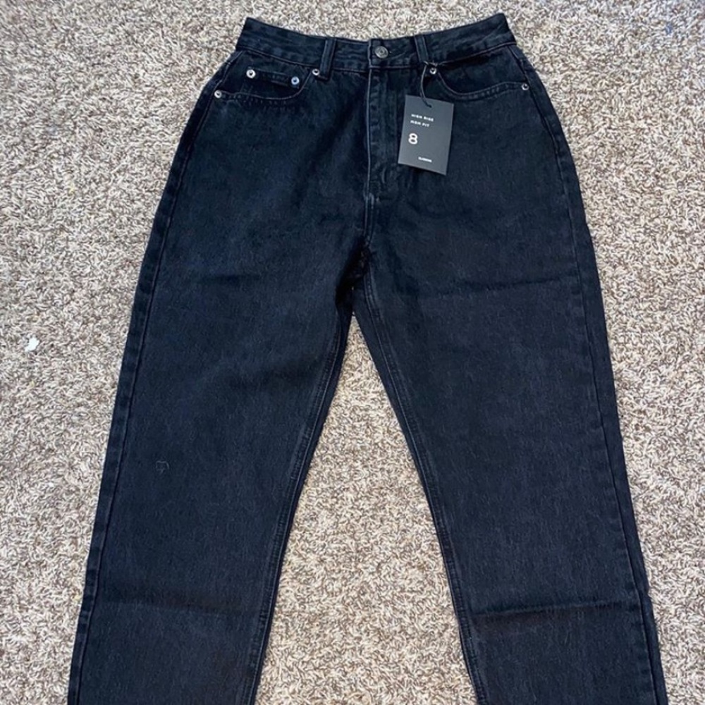 Black mom jeans